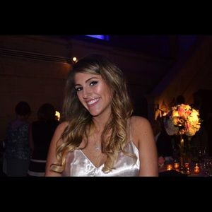 Meet your Posher, Tori